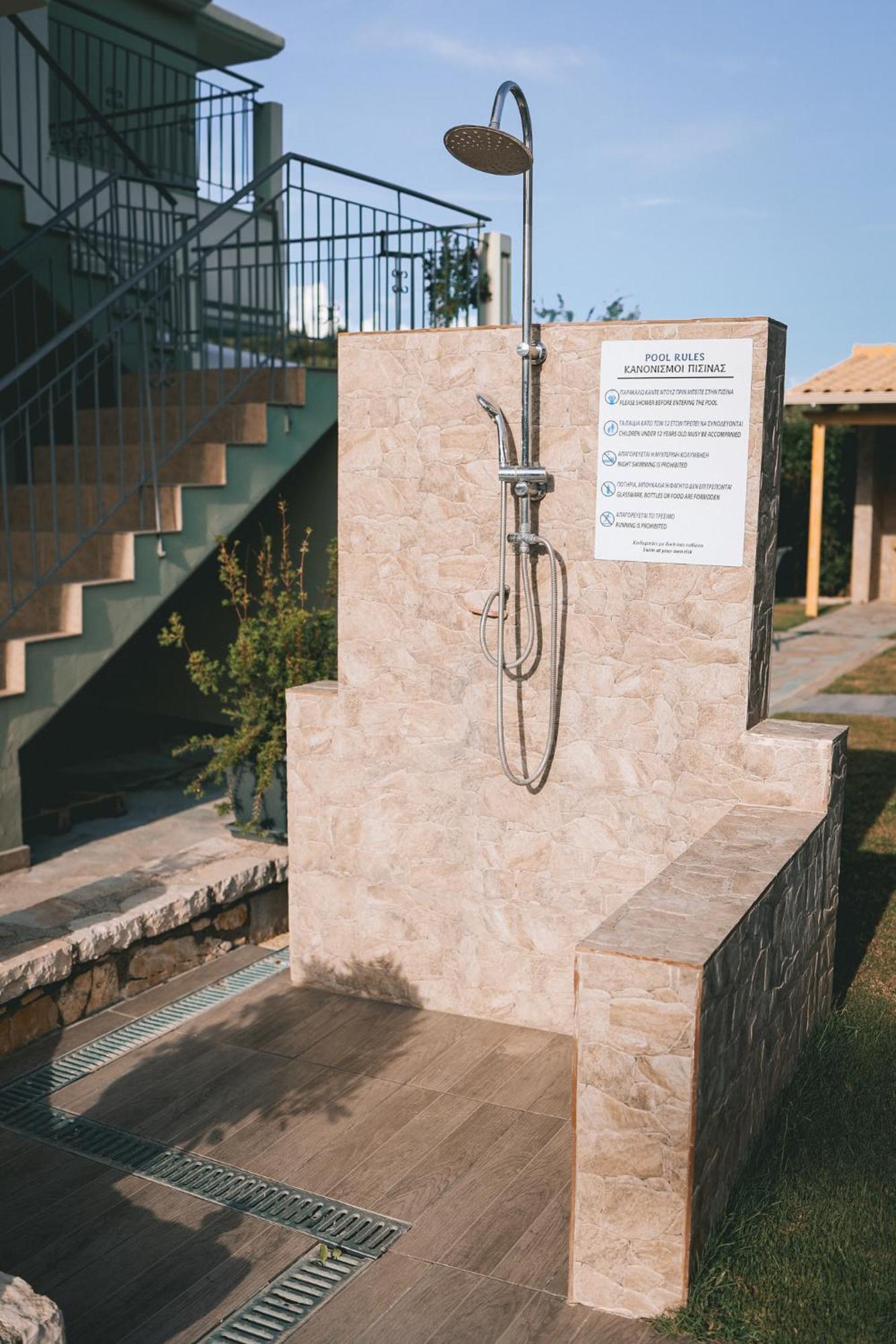 Aparthotel Tsanis Estate Parga Exterior foto