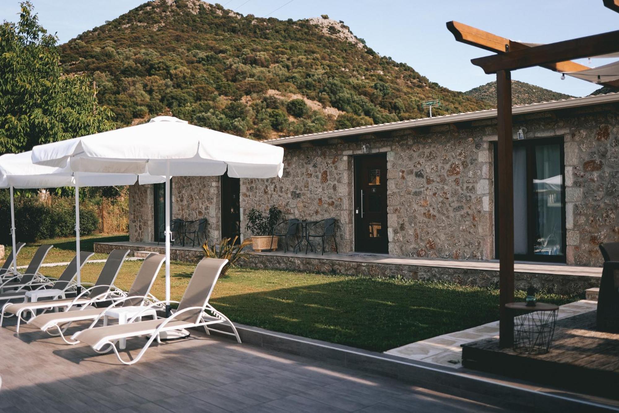 Aparthotel Tsanis Estate Parga Exterior foto
