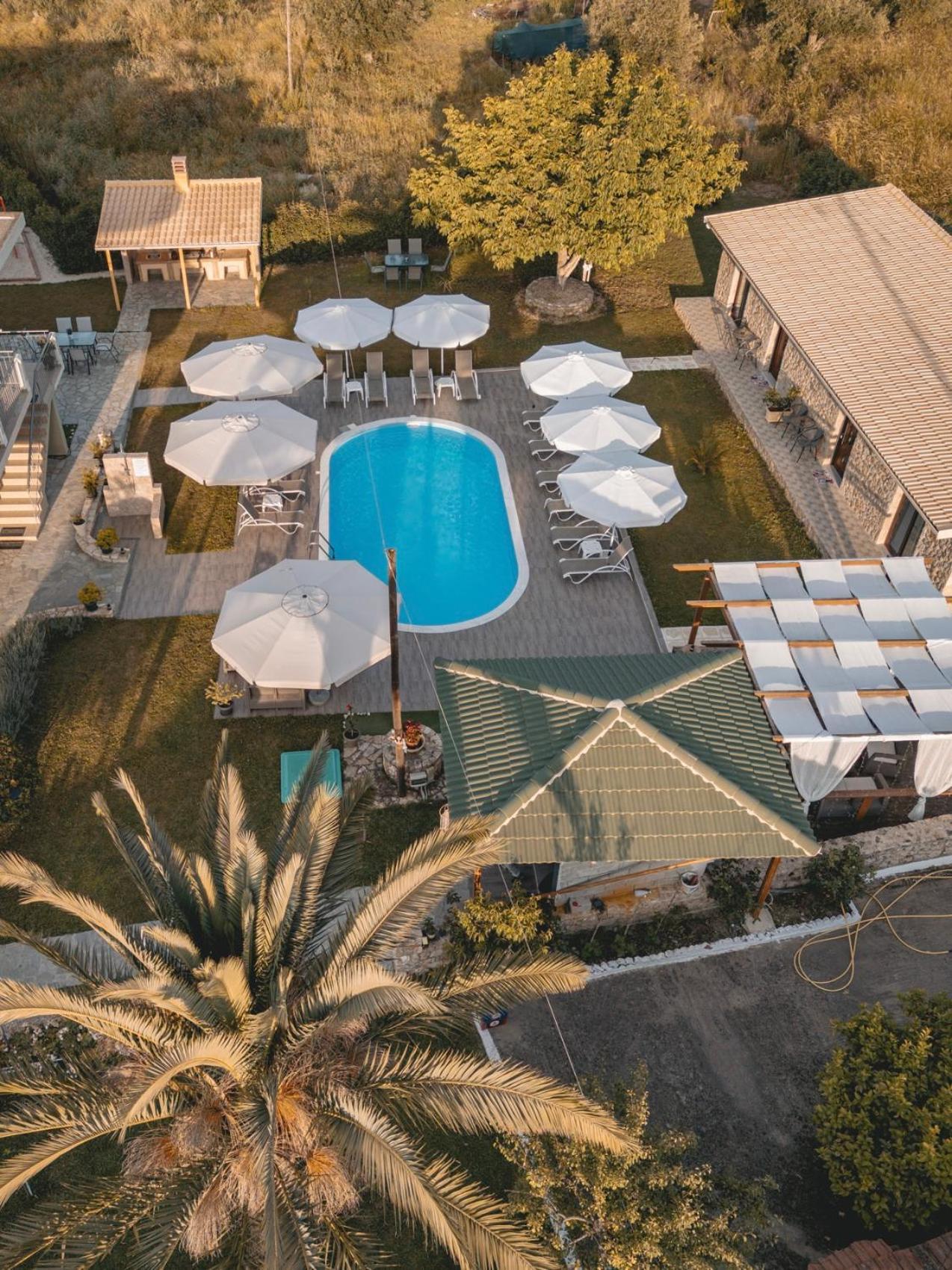 Aparthotel Tsanis Estate Parga Exterior foto